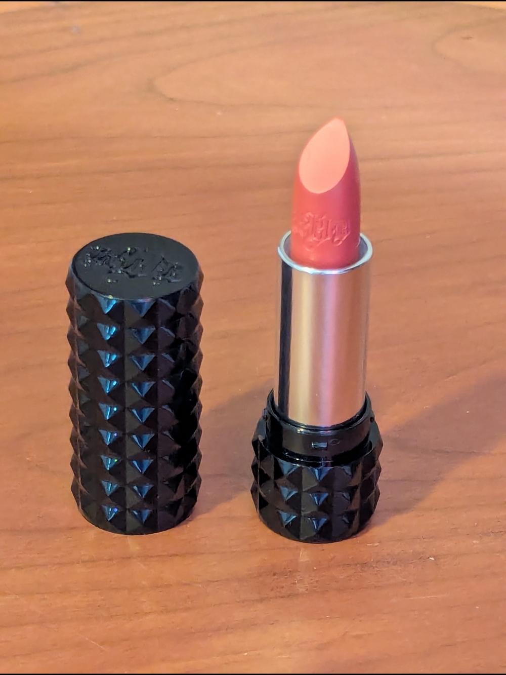 Kat Von D 'La Femme' Matte Lipstick